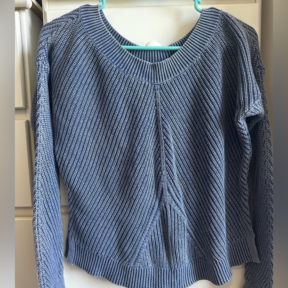 Aerie Blue Crew Neck Sweater with Ribbed Texture
